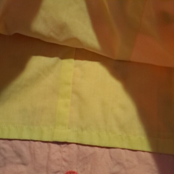 Lilly Pulitzer pale pink with yellow lining, embroidered design with cut outs - Picture 4 of 7